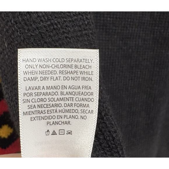 Holiday Time Black Festive Sweater with Multicolor Accents In Spanish - Picture 8 of 9